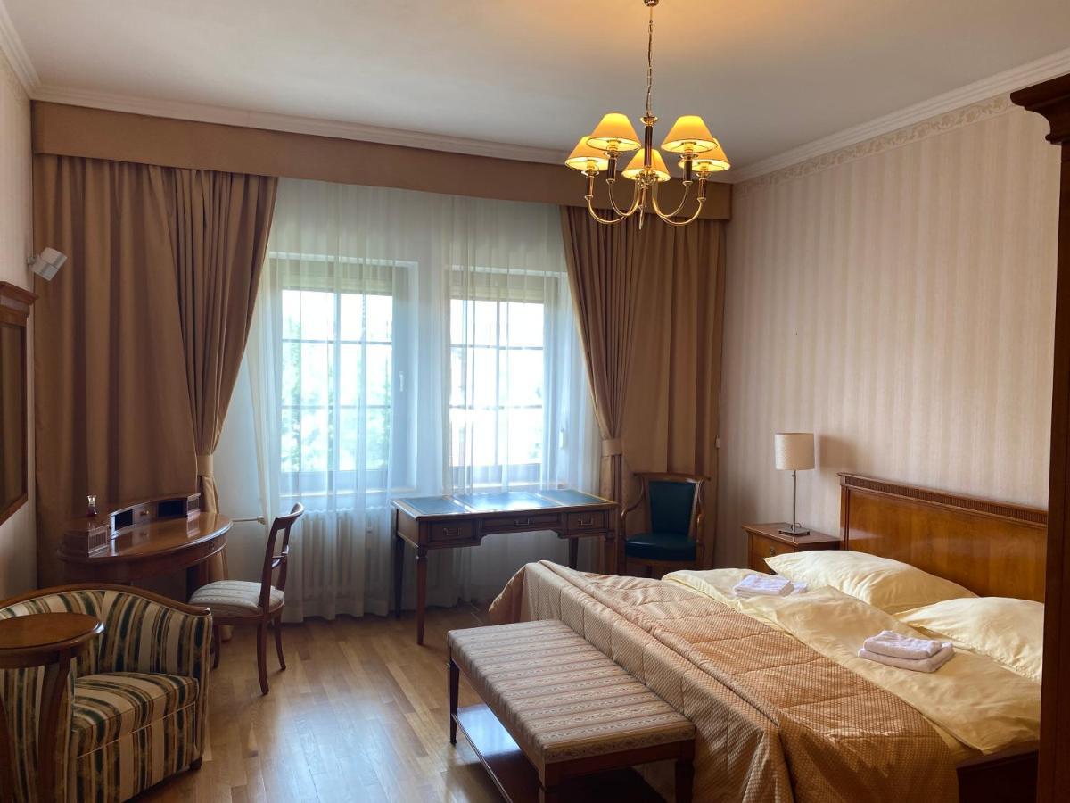 Sebivi Apartments Baroko & Family Попрад Екстер'єр фото